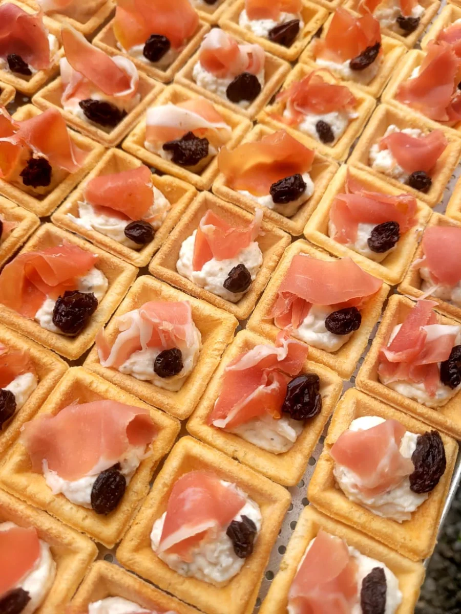 Canapés de autor do ateliê Joel Abreu