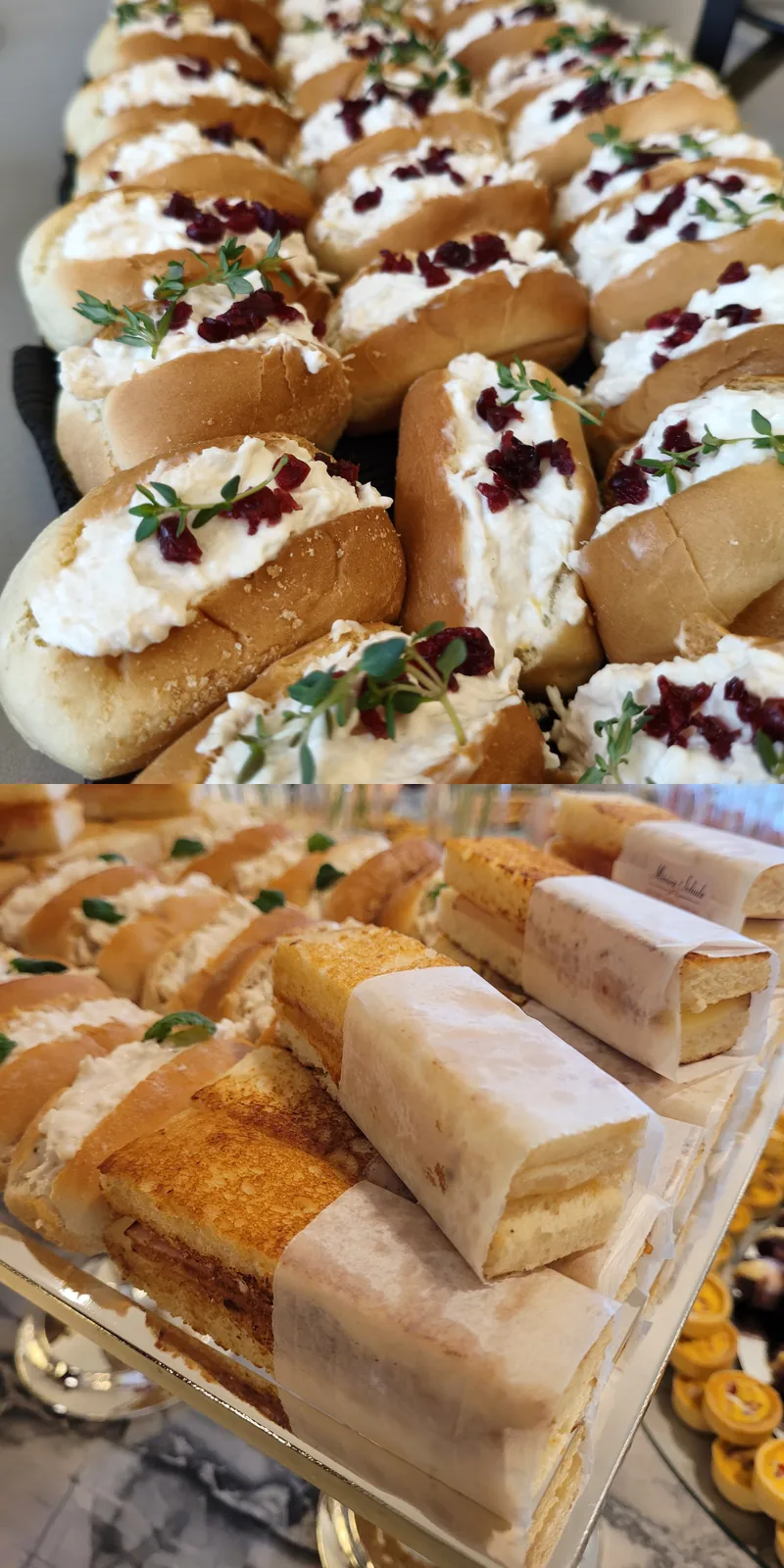 Sanduíches de frango cremoso e misto de queijo com peito de peru, do ateliê Joel Abreu